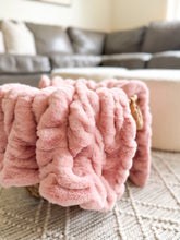 Load image into Gallery viewer, Petal Lumi - Baby Luxe Minky Blanket