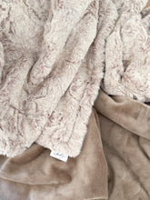 Load image into Gallery viewer, Heather Quartz - Adult Luxe Minky Blanket