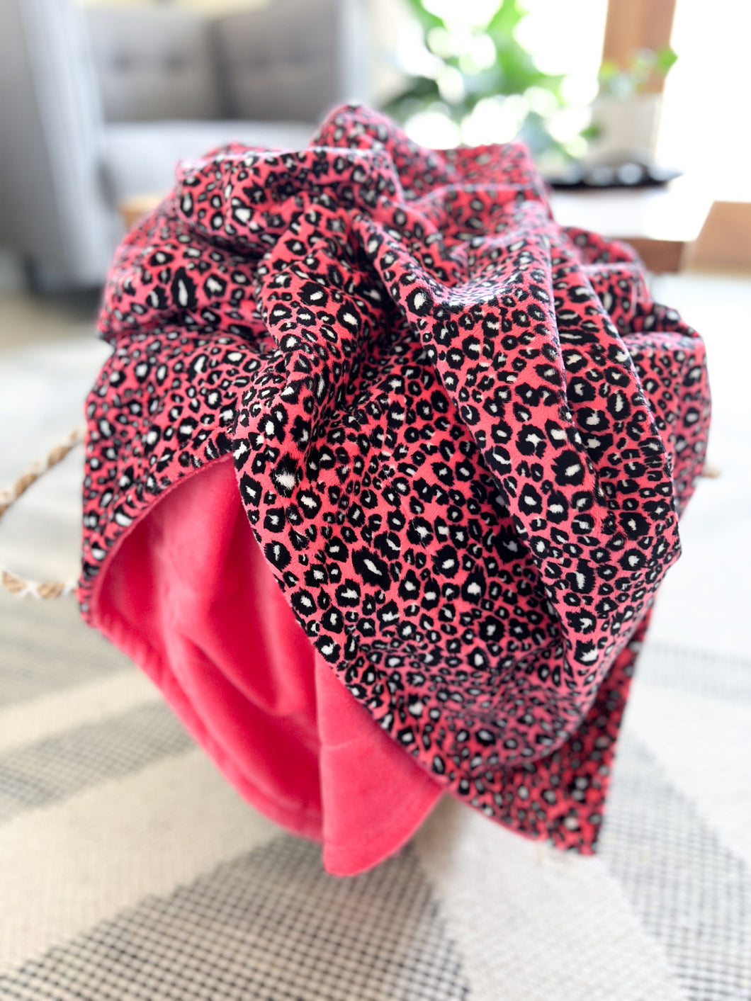 Diva Cheetah - Adult Minky Blanket