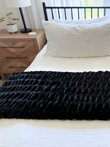 Onyx Lumi - Adult Luxe Minky Blanket