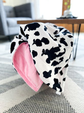 Load image into Gallery viewer, Blankets - Cow - Soft Youth Minky Blanket