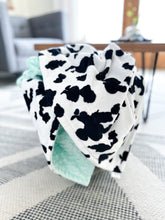 Load image into Gallery viewer, Blankets - Cow - Soft Youth Minky Blanket